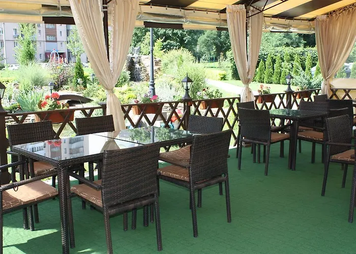 Nadiya Hotel