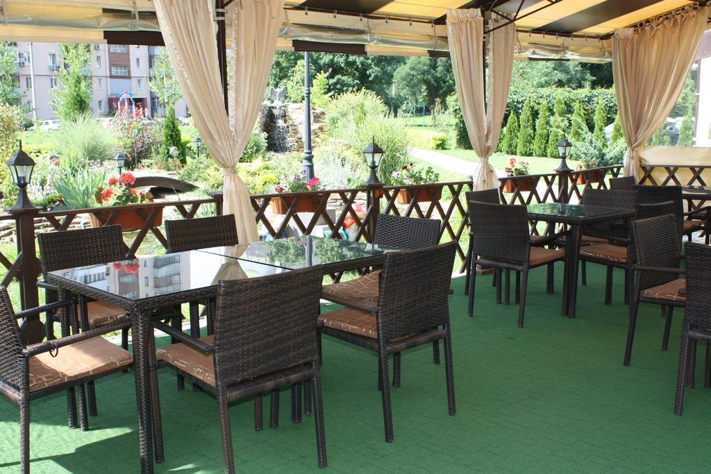 Nadiya Hotel