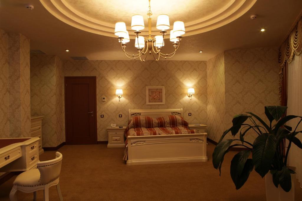 Nadiya Hotel