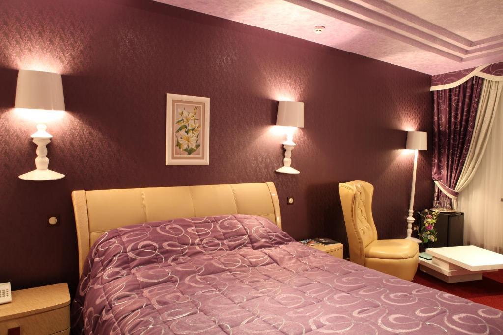 Nadiya Hotel 4*